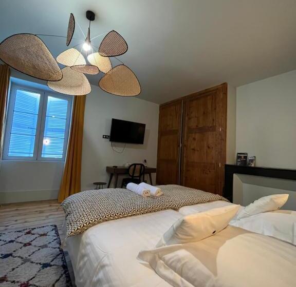 Номер Стандарт Вид на Горы, Domaine Clairfontaine Noyarey   Suites Junior