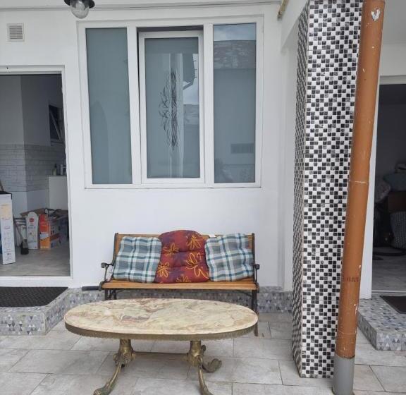 آپارتمان 1 خوابه, Casa Musceleana