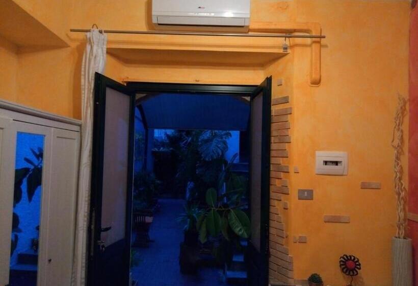 اتاق استاندارد, Private Room Stanza Privata With Private Bathroom   Shared Kitchen And Beautiful Terrace On Taormina