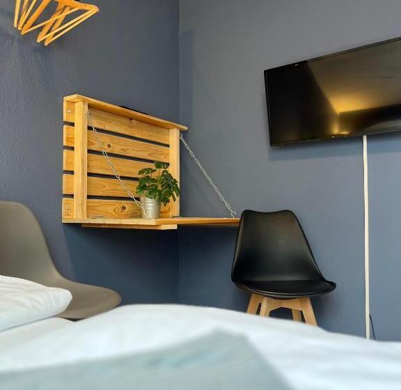 Номер Стандарт, Blue Doors Hostel Ktv