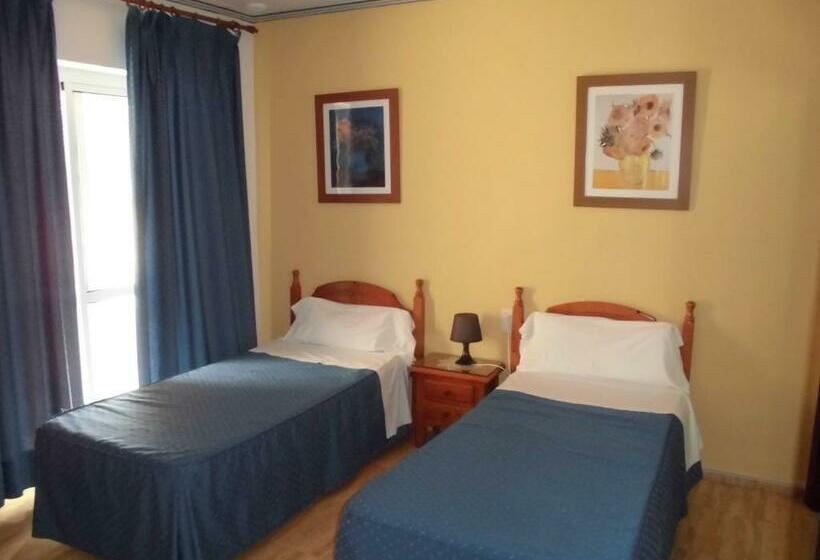 اتاق استاندارد با بالکن, Hostal Fantoni