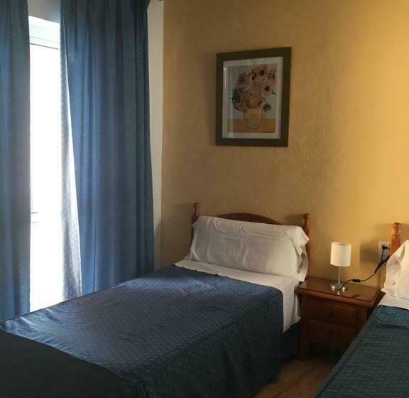 اتاق استاندارد با بالکن, Hostal Fantoni