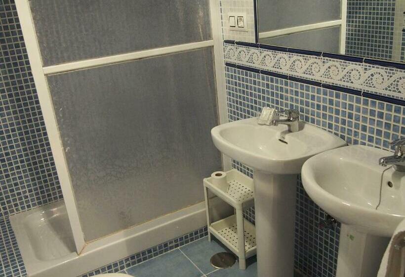 اتاق استاندارد با بالکن, Hostal Fantoni