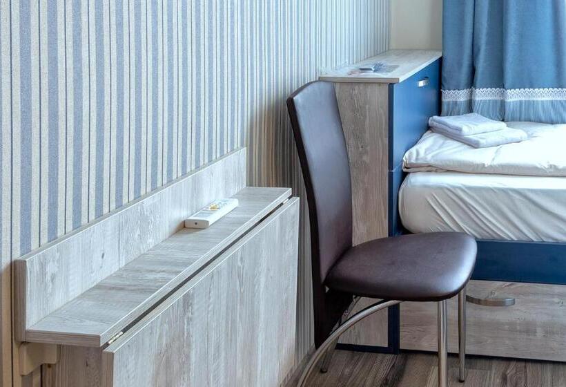 اتاق استاندارد یک نفره, Bolero Suites