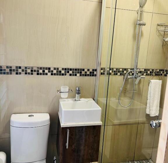 Quarto Familiar, 36 Frere Road Shelly Beach , Margate