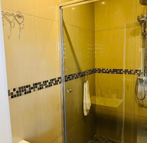 Quarto Deluxe, 36 Frere Road Shelly Beach , Margate