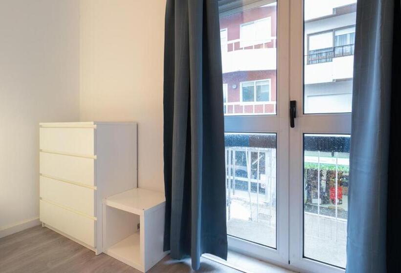 اتاق استاندارد با سرویس بهداشتی مشترک, Moreira Terrace