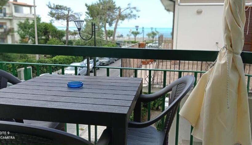 Triple Room Sea View, Ad Un Passo Dal Mare