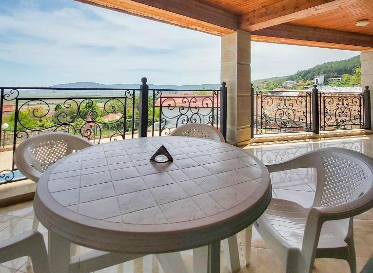 Апартаменты 1 Спальня, Villa Makeli