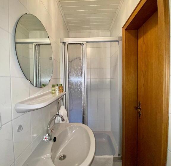 标准间, Winzerhaus Im Oberdorf   Fewo U Zimmer   Auch Kombinierbar