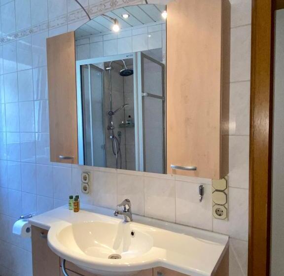 2间卧室的房子, Winzerhaus Im Oberdorf   Fewo U Zimmer   Auch Kombinierbar