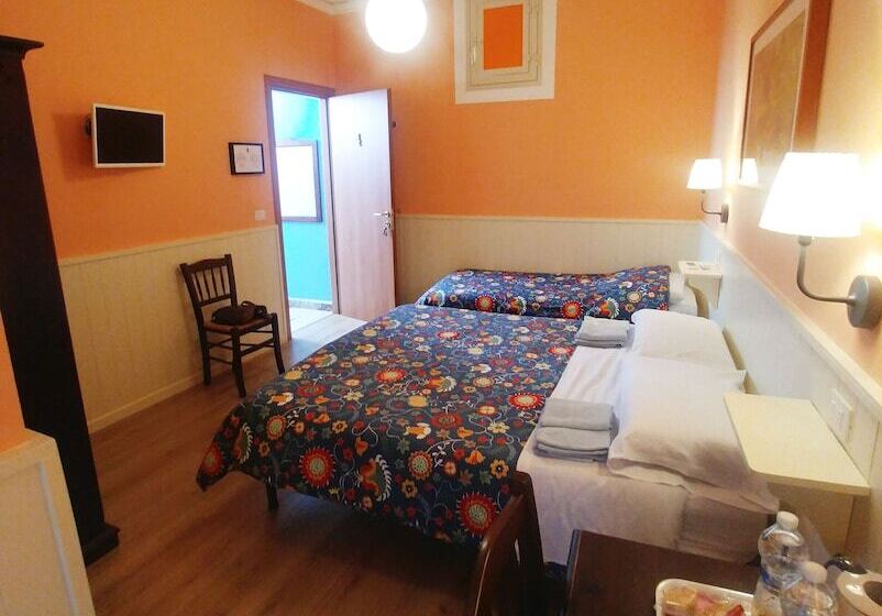 اتاق استاندارد سه نفره, Casa Di Pam