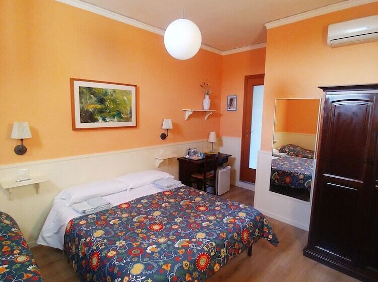 اتاق استاندارد سه نفره, Casa Di Pam