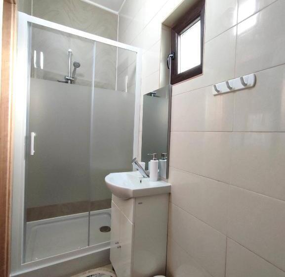 Номер Стандарт с Террасой, Regal Guest House