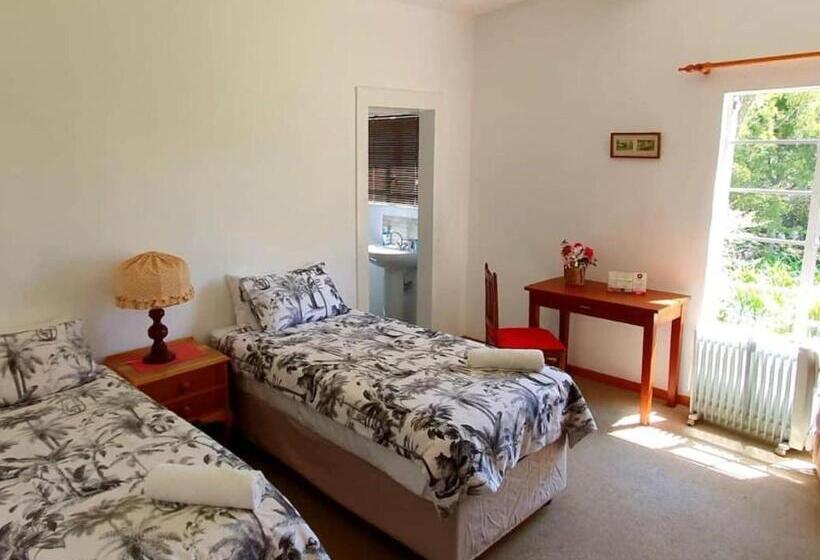 Номер Стандарт, L Orange Guesthouse