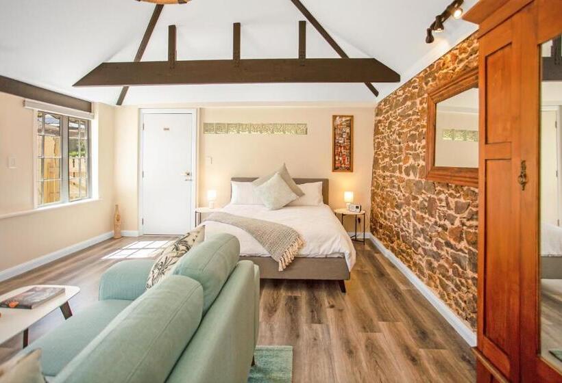 수피리어 룸, Settlers Cottage