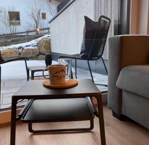 Апартаменты 1 Спальня с Террасой, Simple Life Apartments