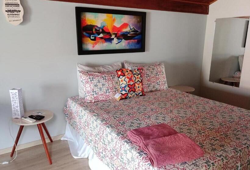 Standard studio with lake view, Pousada La Casona