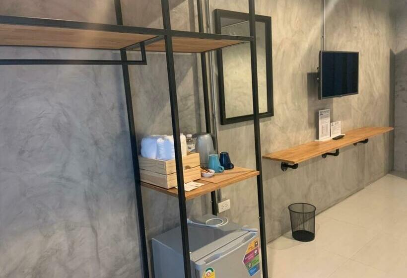 اتاق لوکس, Loft Space