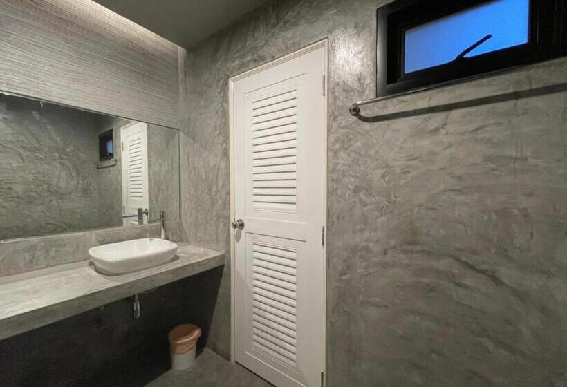 اتاق لوکس, Loft Space