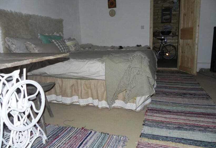 Номер Стандарт, Iedera Casa De Familii 2