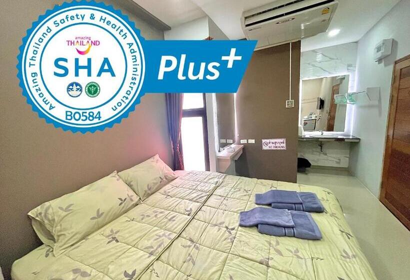 اتاق عادی, Variety Winner Hostel