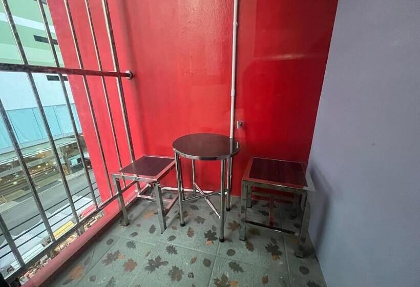 اتاق استاندارد, Variety Winner Hostel