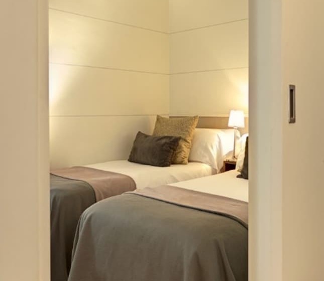 ２ベッドルームのスーペリアアパートメント, Apartments Sixtyfour