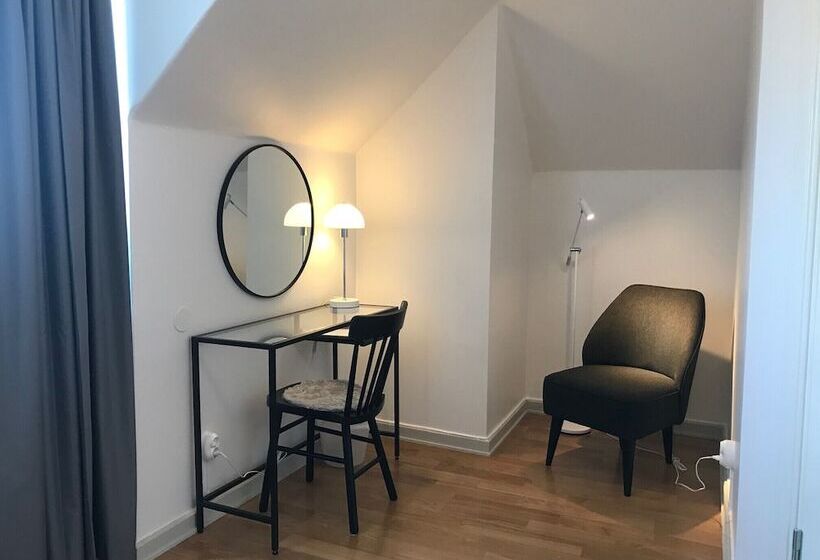 غرفة قياسية, Akademihotellet