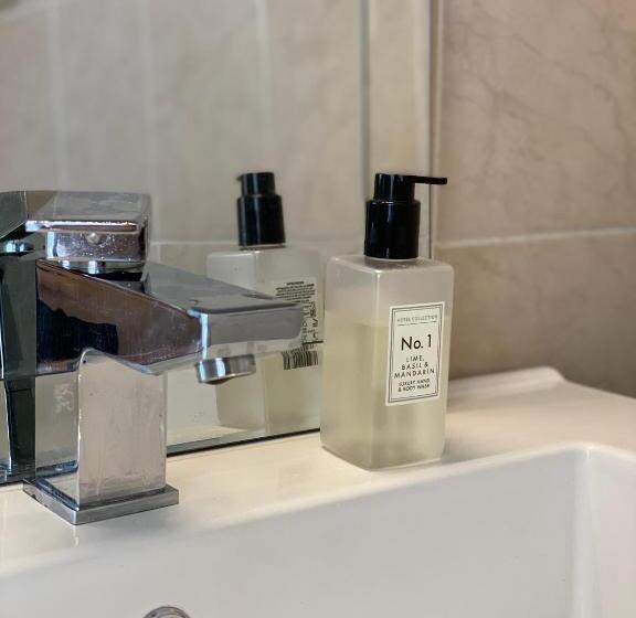 اتاق استاندارد, 5 Min From The Beach En Suite Room In Guest House