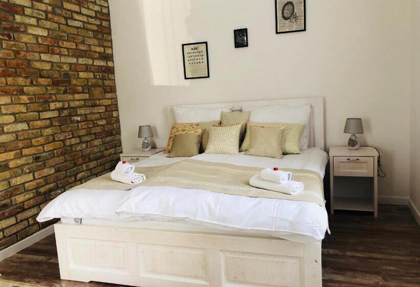 חדר אקונומי, Villa Bella