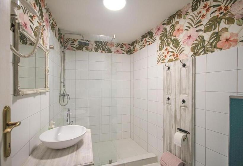 Номер Стандарт Внутренний, Villa Bella