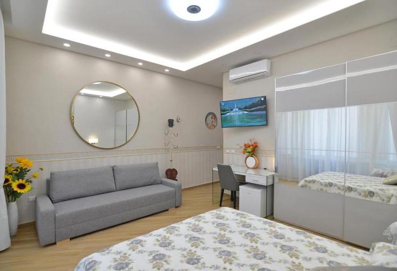 اتاق سوپریور سه تخته, Caserta Deluxe Bis