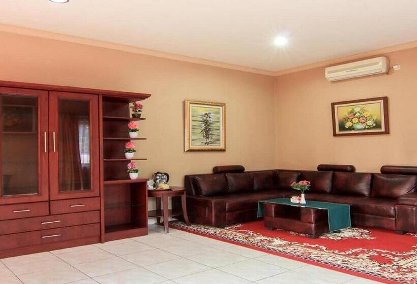 Quarto Familiar, Signature Mandala Kencana