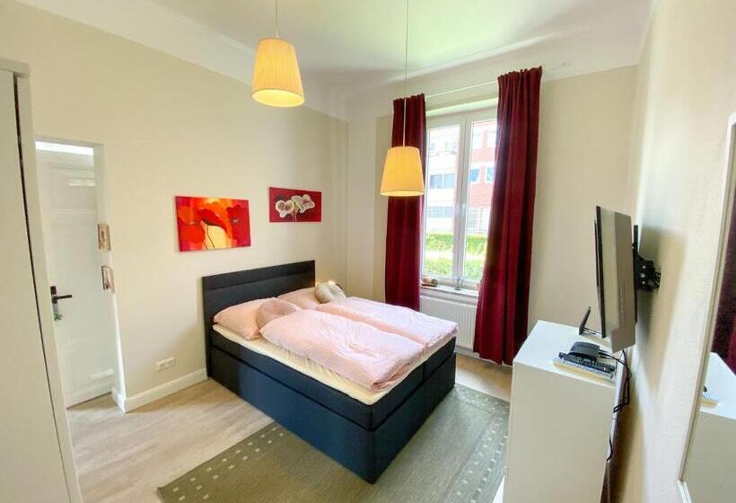 Suíte, Villa Hanseart Lübeck   Privatzimmer In Zentraler Lage