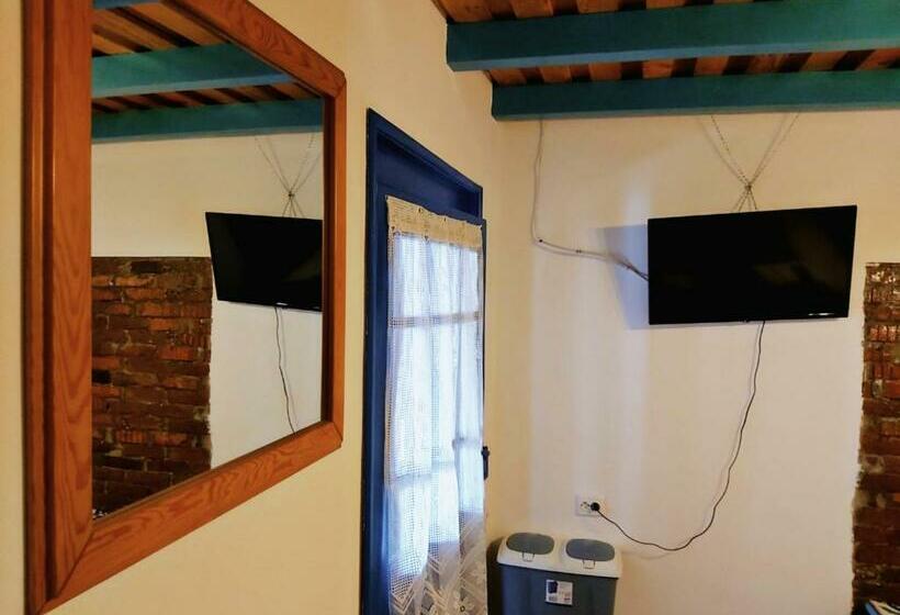 اتاق استاندارد, Casa Toth
