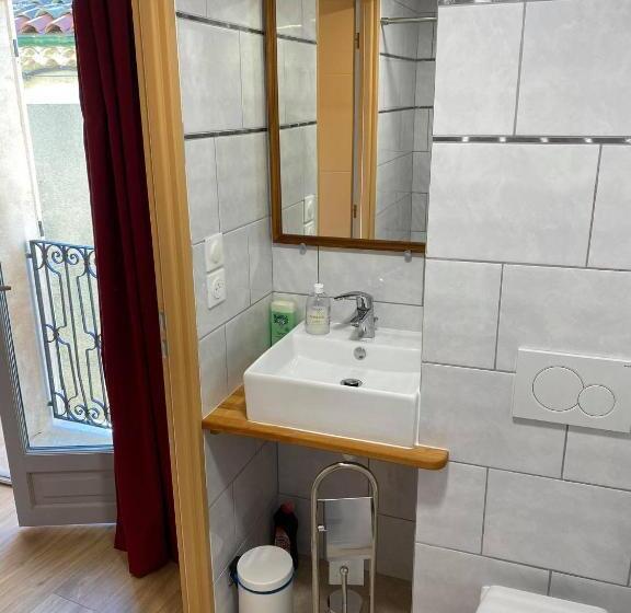Номер Стандарт, Hostel Le Diablotin