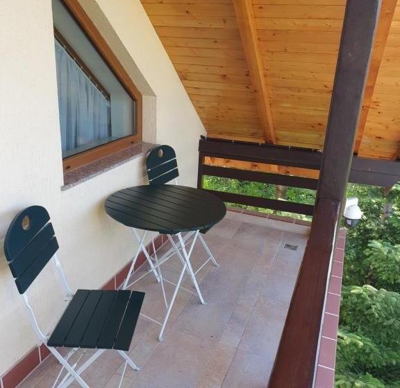 اتاق لوکس, Casa Stefandra