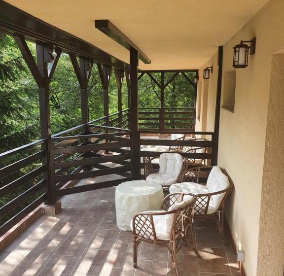 اتاق لوکس, Casa Stefandra
