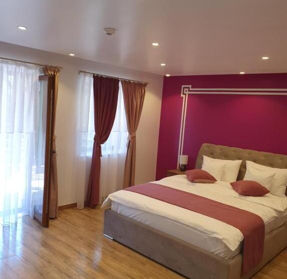 اتاق لوکس, Casa Stefandra