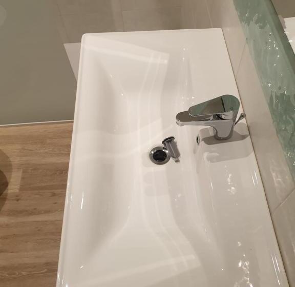 Quarto Deluxe, B & B Station69