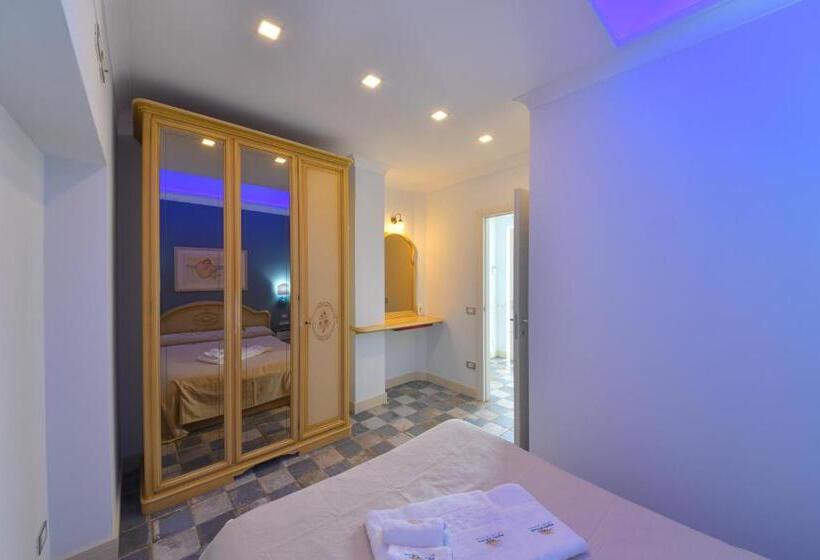 带1个卧室的带阳台的公寓, Belgodere Di Mezzavia Apartments