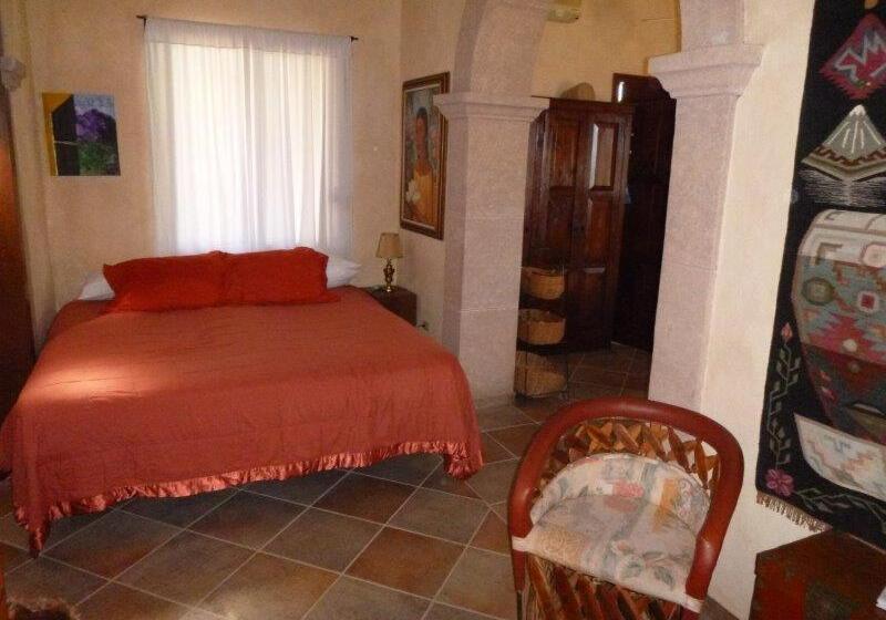 استودیوی لوکس, Loma De Guadalupe Alamos Sonora