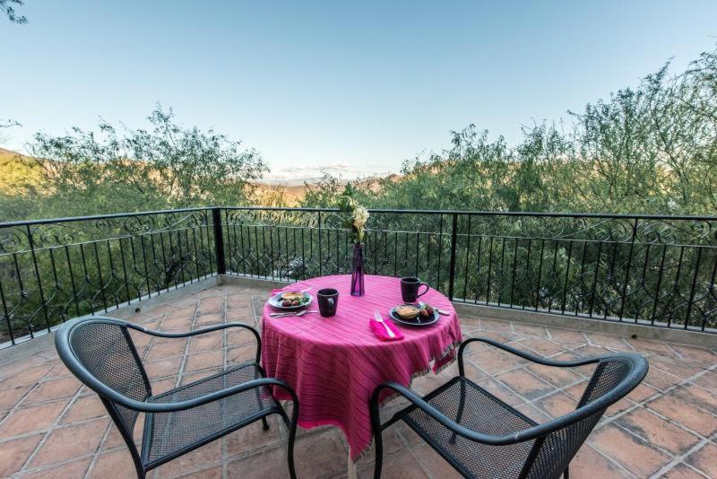 استودیوی لوکس, Loma De Guadalupe Alamos Sonora
