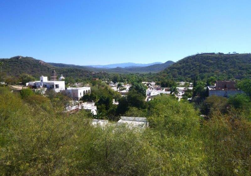 اتاق لوکس با تخت بزرگ, Loma De Guadalupe Alamos Sonora