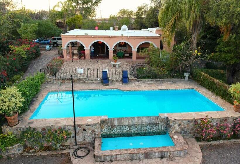 سوییت خانوادگی, Loma De Guadalupe Alamos Sonora
