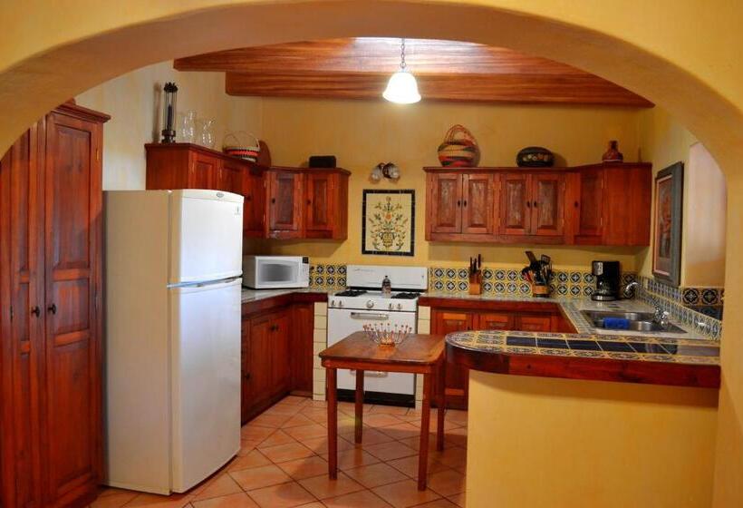 سوییت خانوادگی, Loma De Guadalupe Alamos Sonora