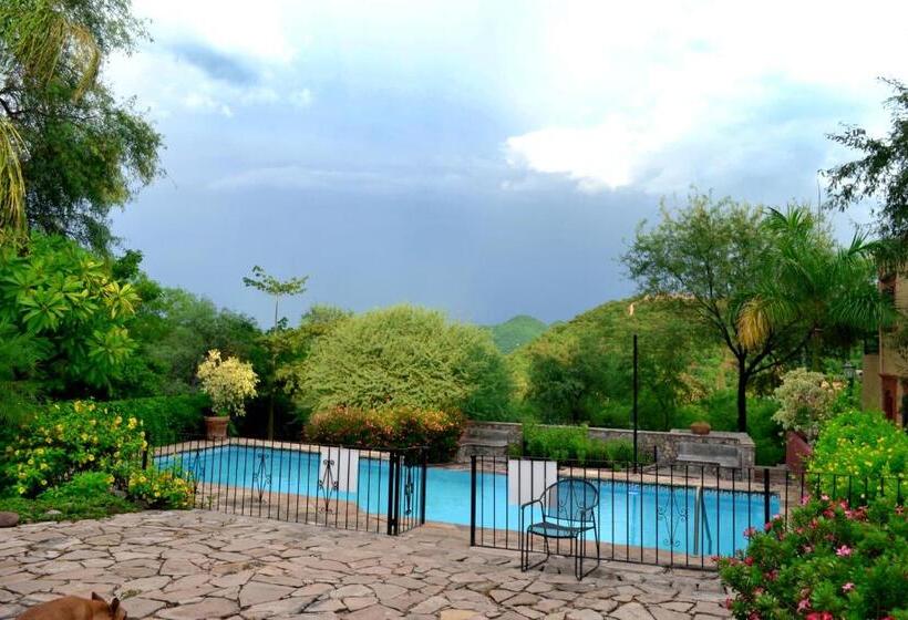 سوییت خانوادگی, Loma De Guadalupe Alamos Sonora