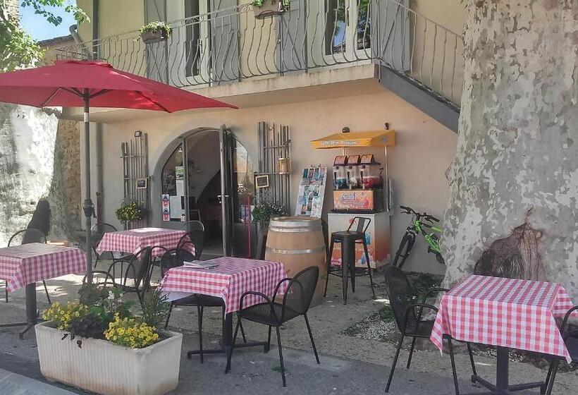 Номер Стандарт, Une Chambre En Luberon
