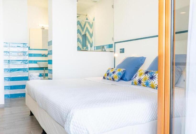 Номер Стандарт Вид на Море, Sapphire Rooms